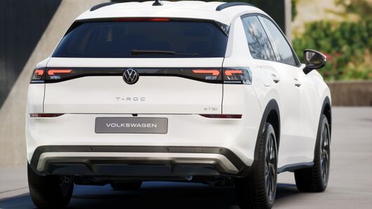 Imagem de um T-ROC 1.5 eTSI 116cv DSG LIFE