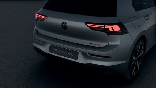 Imagem de um GOLF 1.5 TSI 204cv eHYBRID DSG SPORTLINE