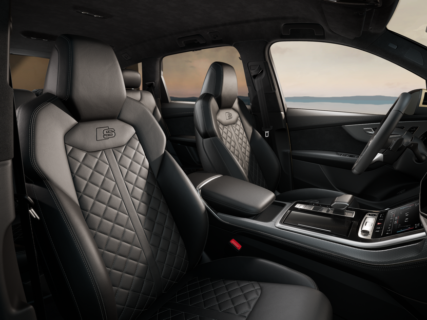 Imaginea unui Q7 PI S line 50 TDI quattro