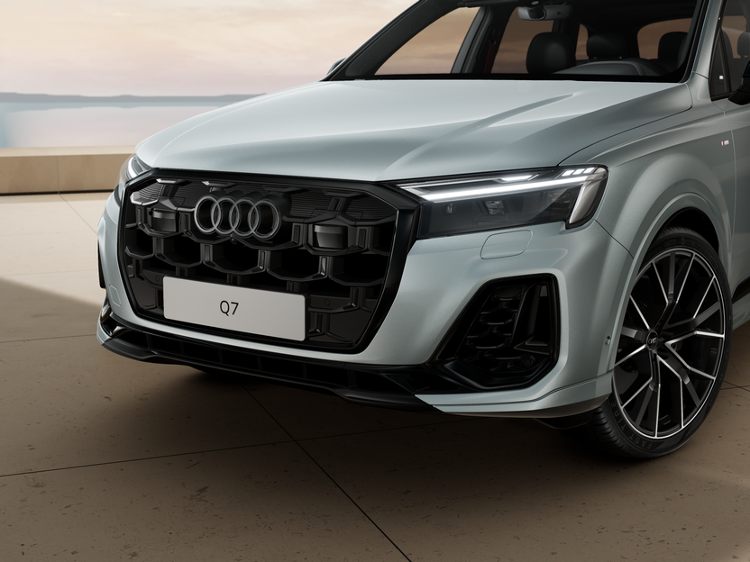 Imaginea unui Q7 PI S line 55 TFSI quattro
