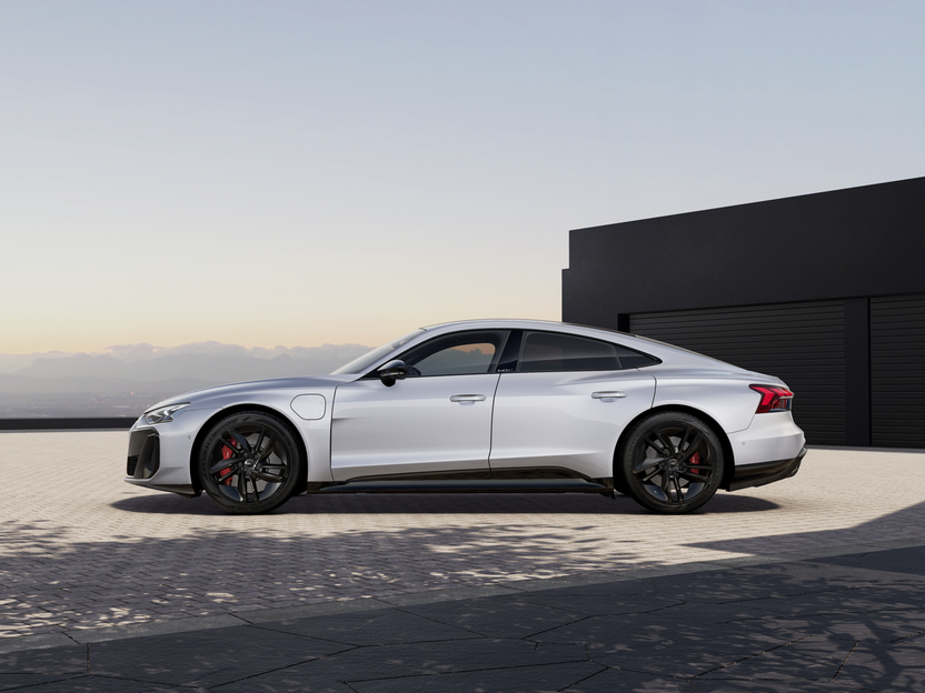 Imaginea unui S e-tron GT quattro