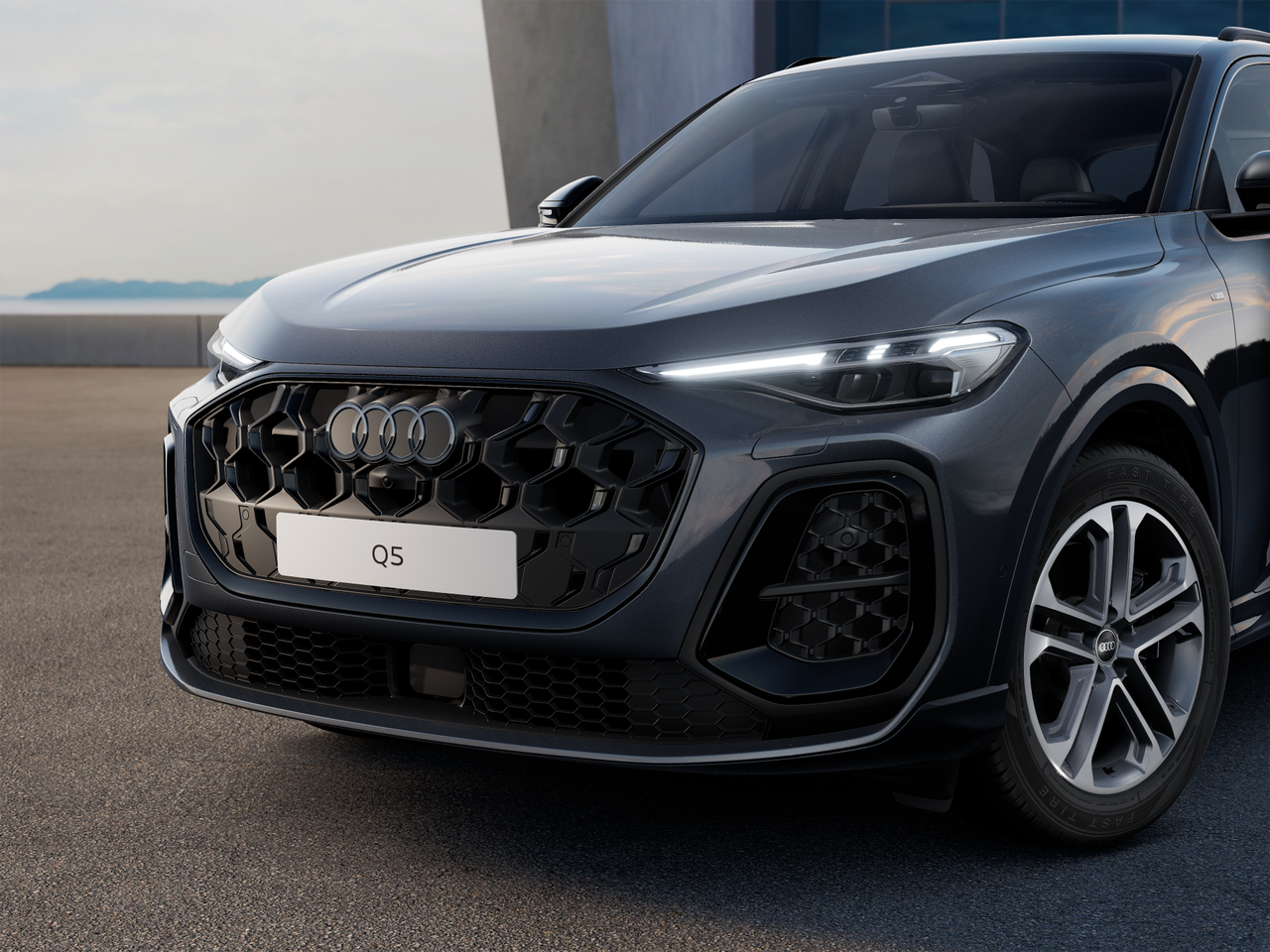 Imaginea unui Q5 40 TDI quattro