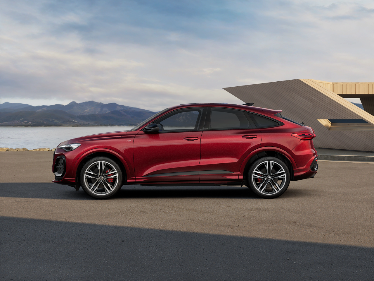Imaginea unui Q5 Sportback 40 TDI quattro