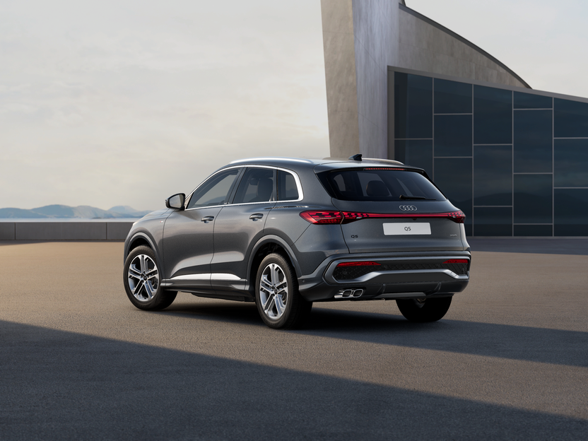 Imaginea unui Q5 40 TDI quattro