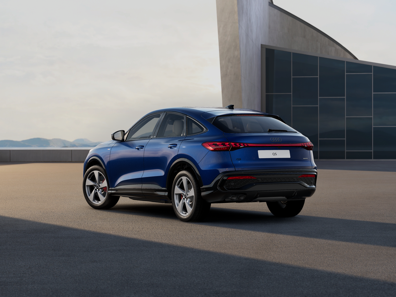 Imaginea unui Q5 Sportback 40 TDI quattro