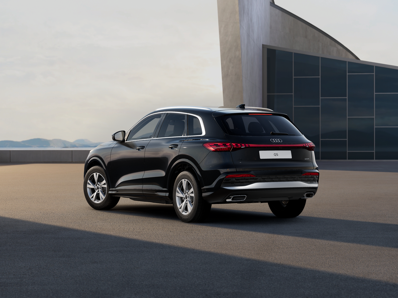 Imaginea unui Q5 40 TFSI quattro