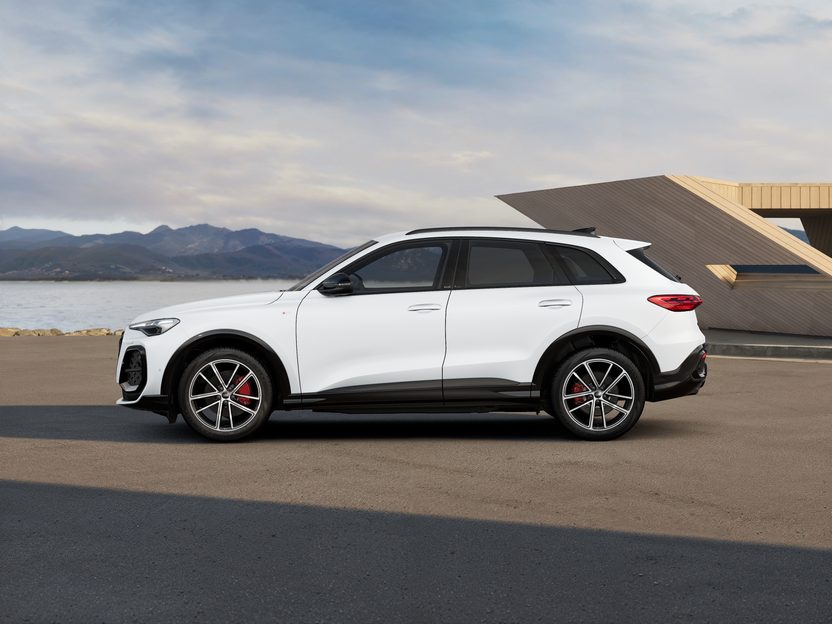 Imaginea unui Q5 40 TFSI quattro
