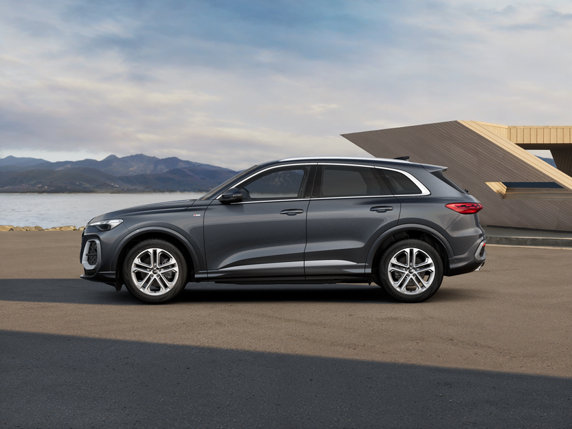 Imaginea unui Q5 40 TFSI quattro