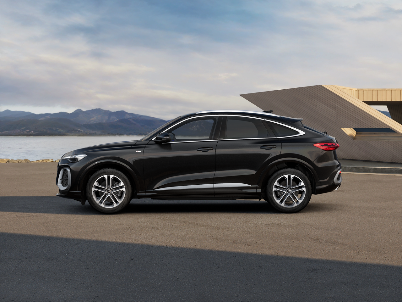 Imaginea unui Q5 Sportback 40 TFSI quattro