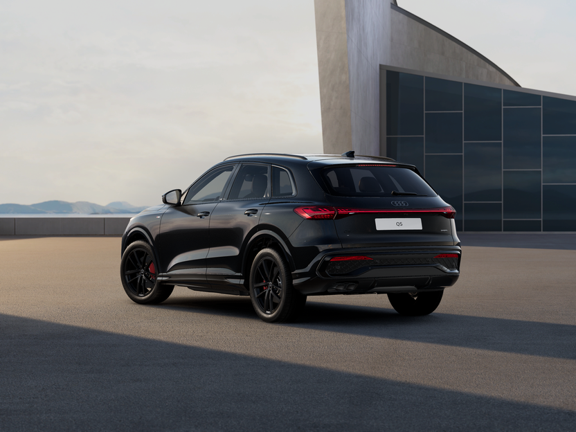 Imaginea unui Q5 40 TDI quattro