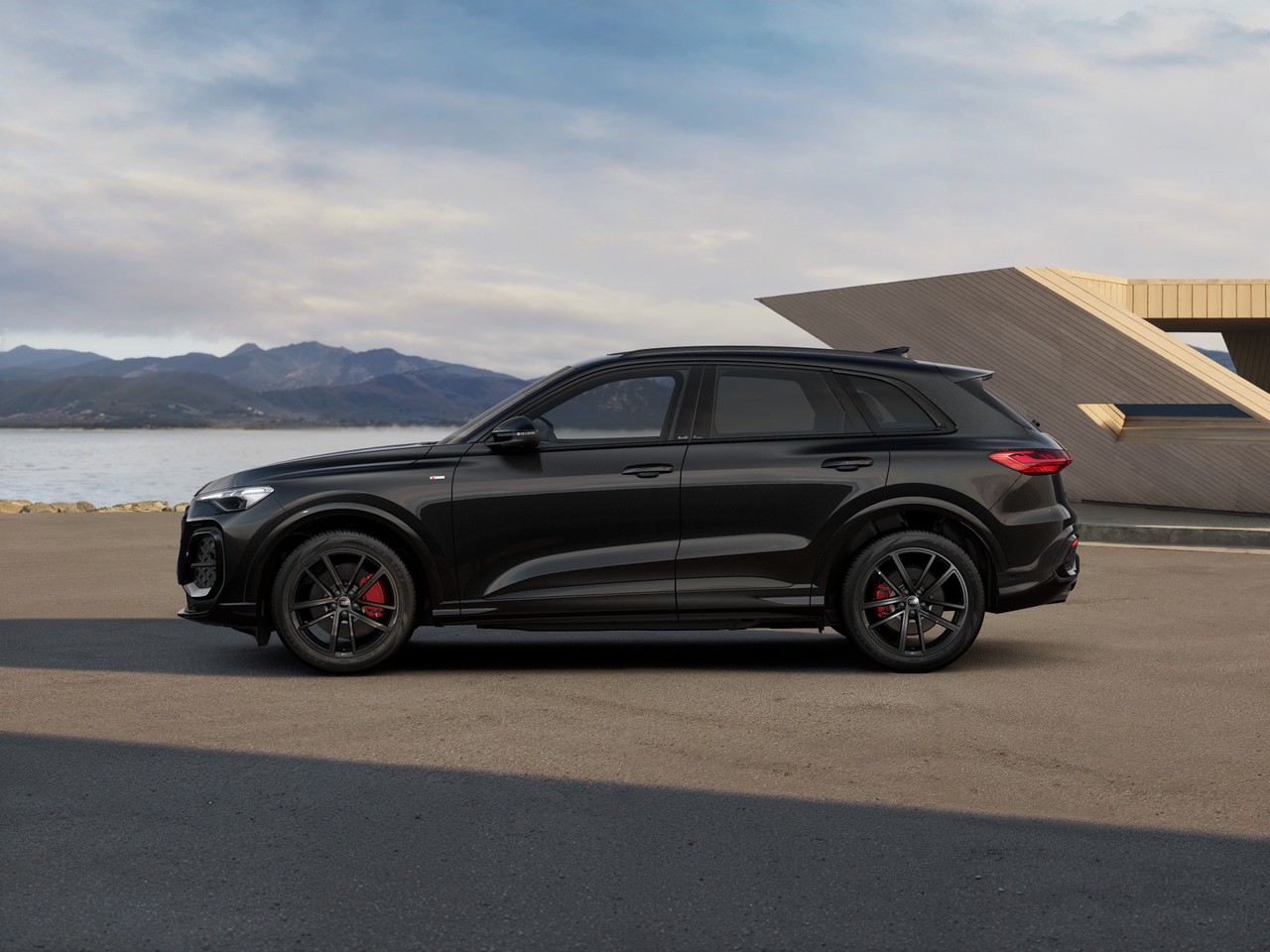 Imaginea unui Q5 40 TDI quattro