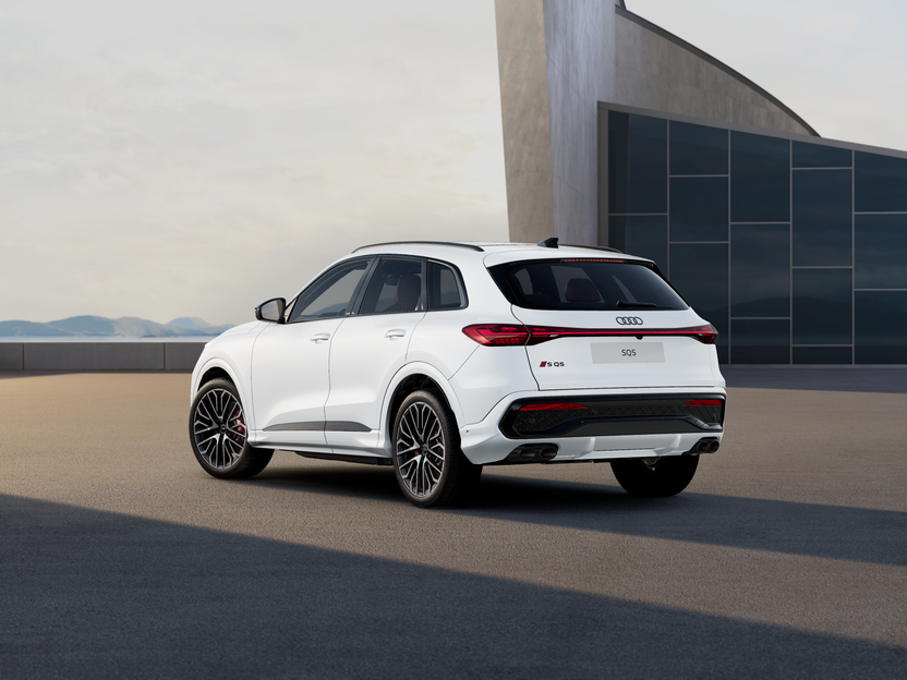 Imaginea unui SQ5 quattro