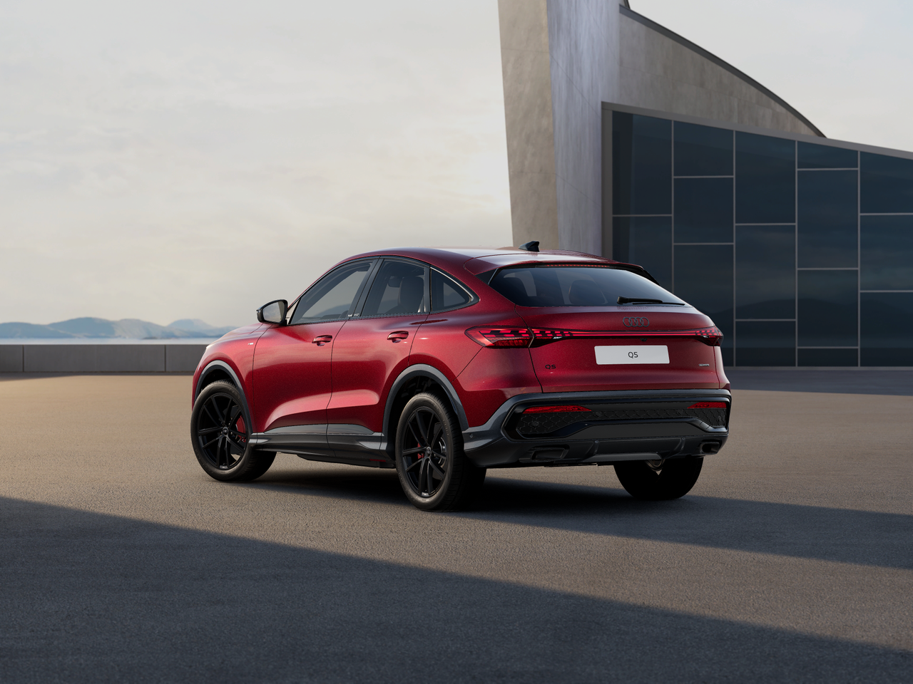 Imaginea unui Q5 Sportback 40 TFSI quattro