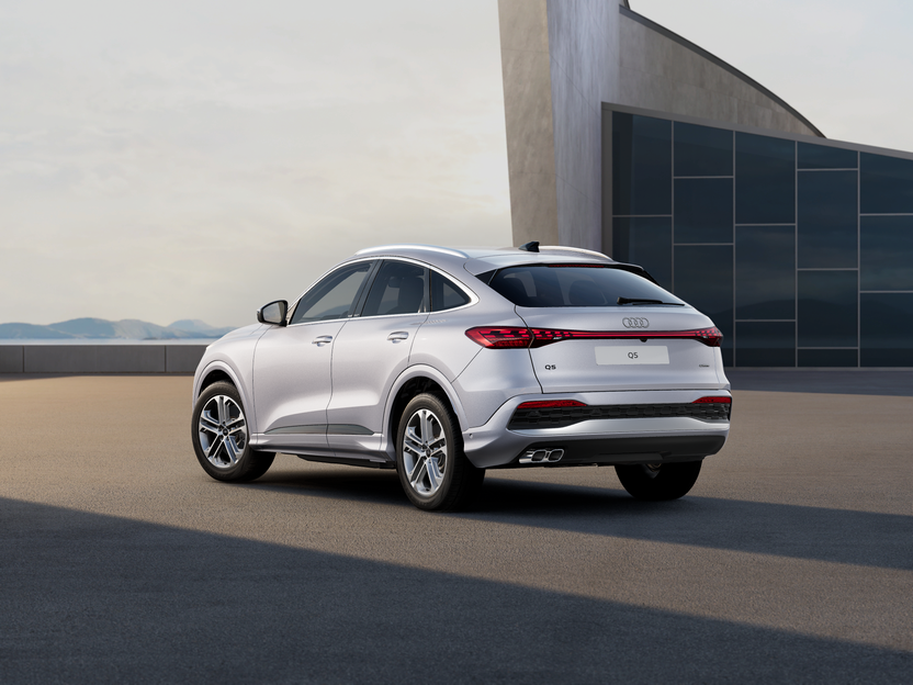 Imaginea unui Q5 Sportback 40 TDI quattro