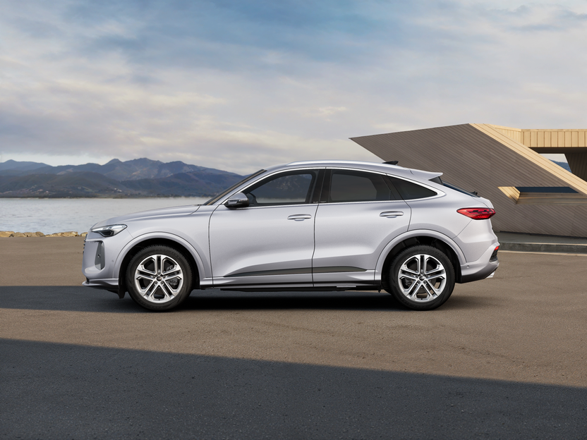 Imaginea unui Q5 Sportback 40 TDI quattro