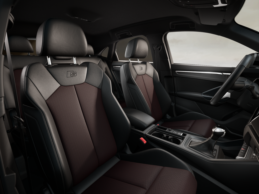 Imaginea unui Q3 Sportback 40 TDI quattro