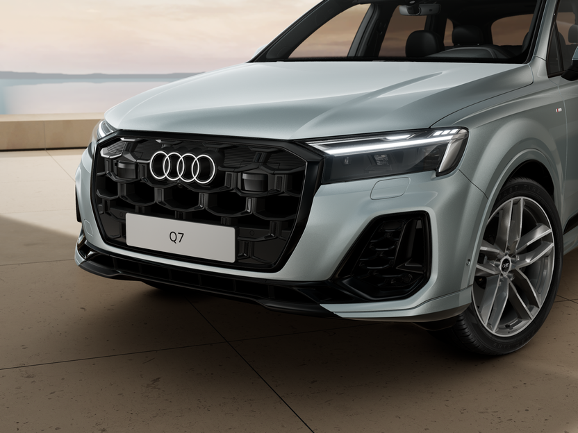 Imaginea unui Q7 PI S line 55 TFSI quattro