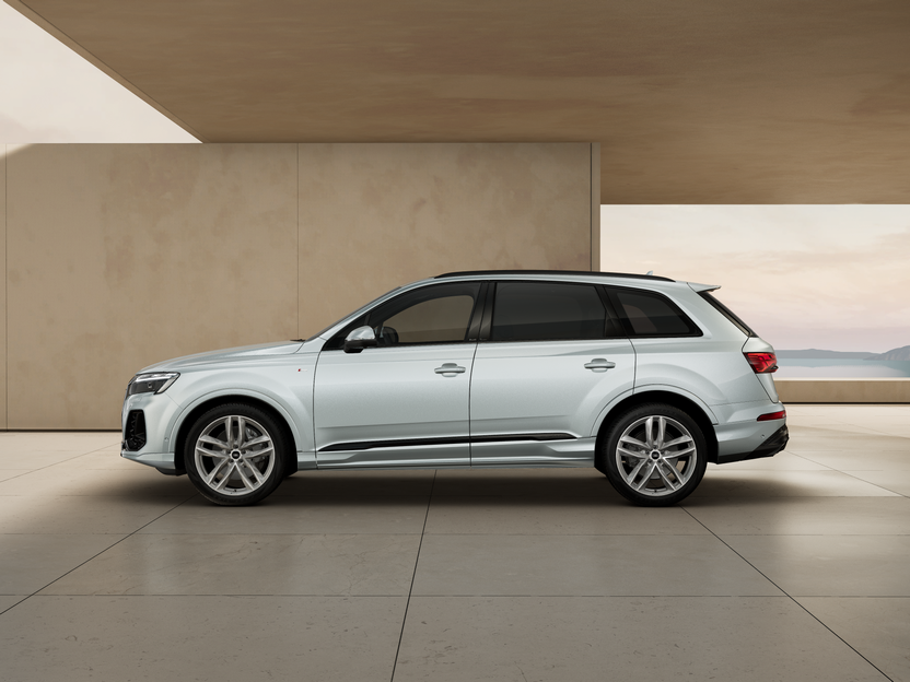 Imaginea unui Q7 PI S line 55 TFSI quattro