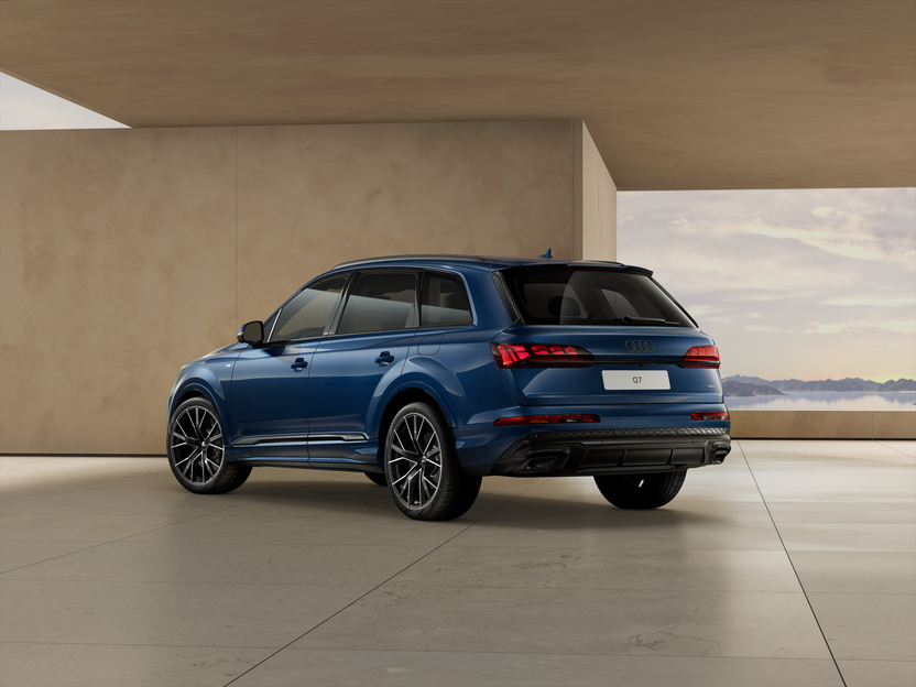 Imaginea unui Q7 S line 55 TFSI e quattro 290kW