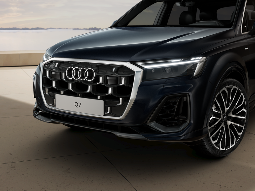 Imaginea unui Q7 S line 55 TFSI e quattro 290kW