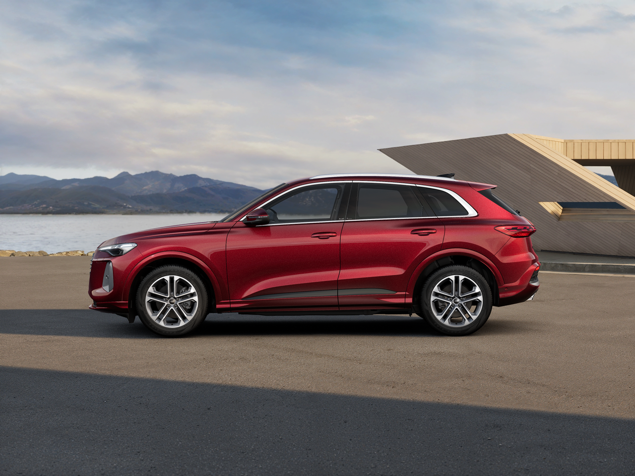 Imaginea unui Q5 40 TFSI quattro