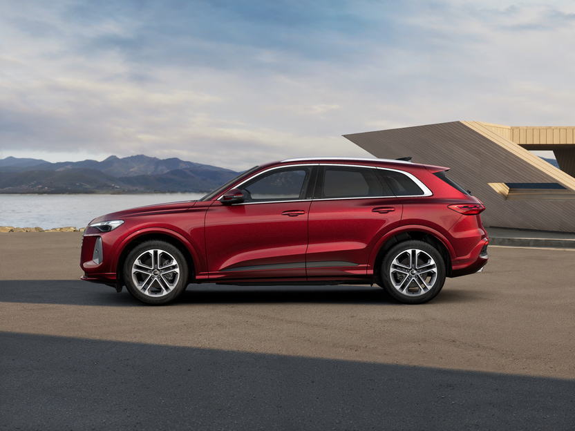Imaginea unui Q5 40 TFSI quattro