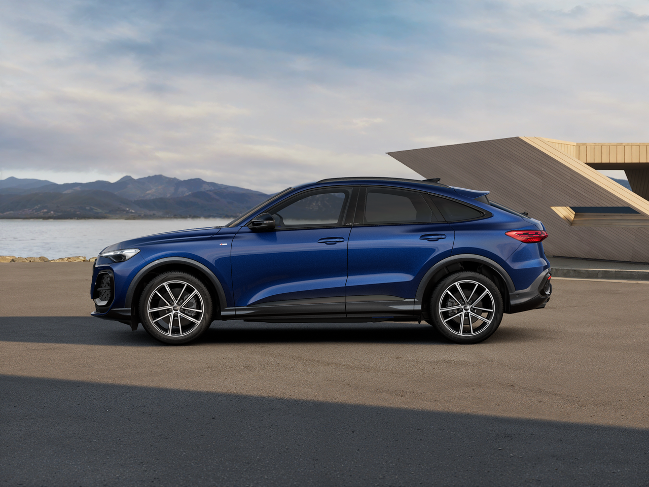 Imaginea unui Q5 Sportback 40 TDI quattro