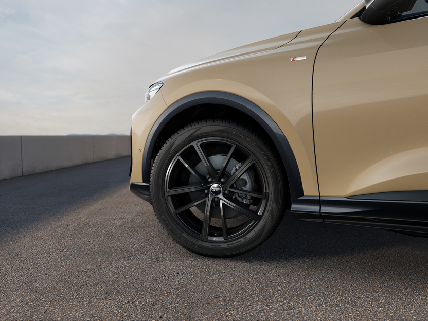 Imaginea unui Q5 Sportback 40 TFSI quattro