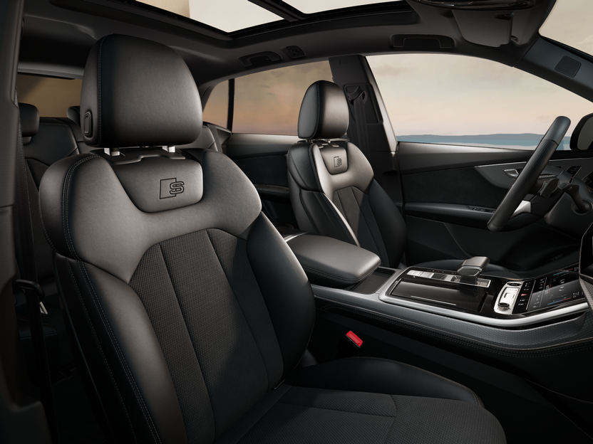 Imaginea unui Q8 PI 55 TFSI quattro