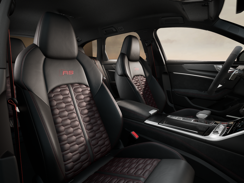Imaginea unui RS6 Avant performance quattro