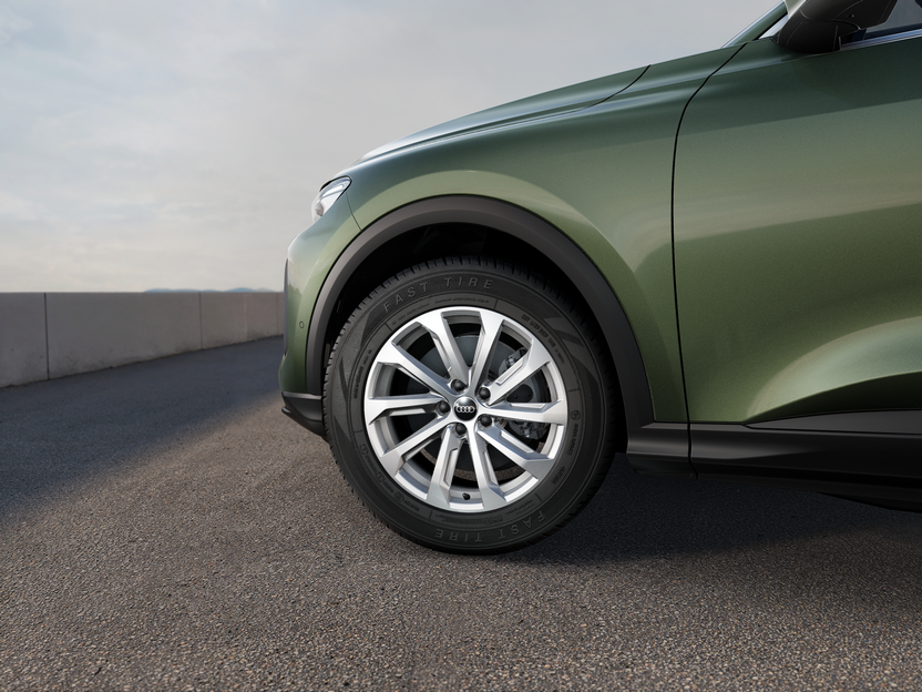 Imaginea unui Q5 40 TFSI quattro