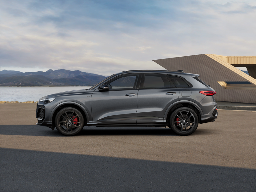 Imaginea unui Q5 50 e-hybrid quattro 220kW