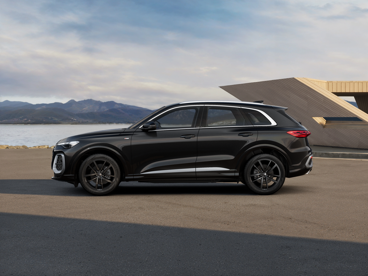 Imaginea unui Q5 40 TFSI quattro