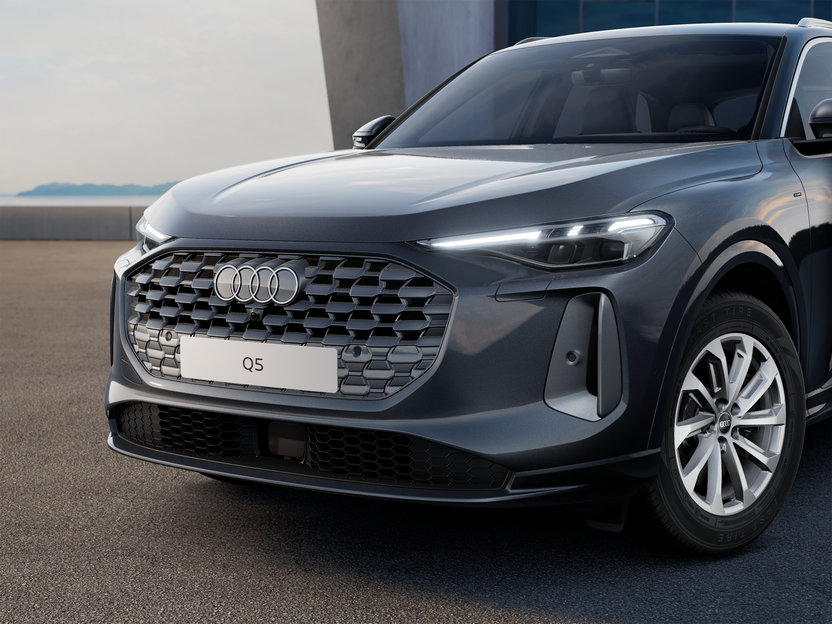 Imaginea unui Q5 50 e-hybrid quattro 220kW