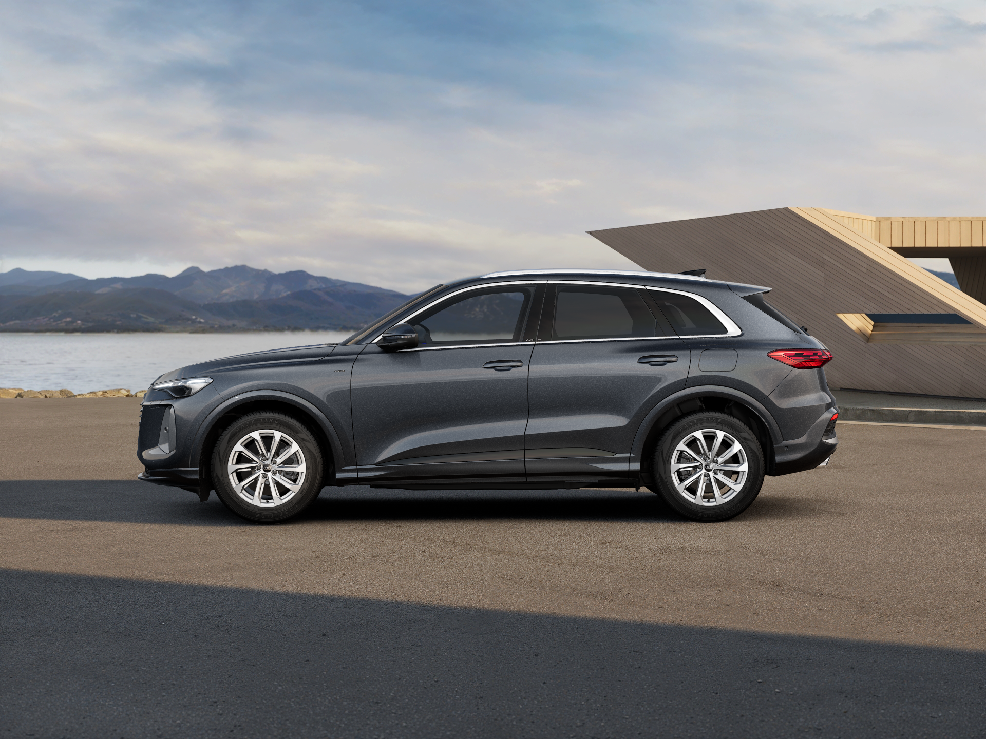 Imaginea unui Q5 50 e-hybrid quattro 220kW