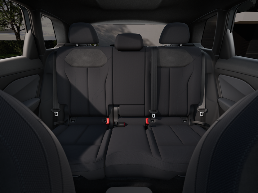 Imaginea unui Q3 40 TFSI quattro