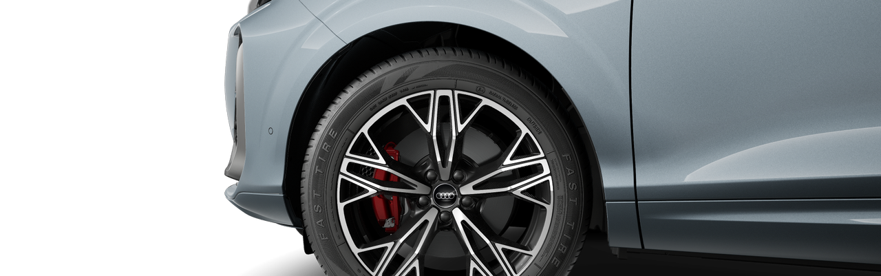 Imaginea unui Q3 40 TFSI quattro