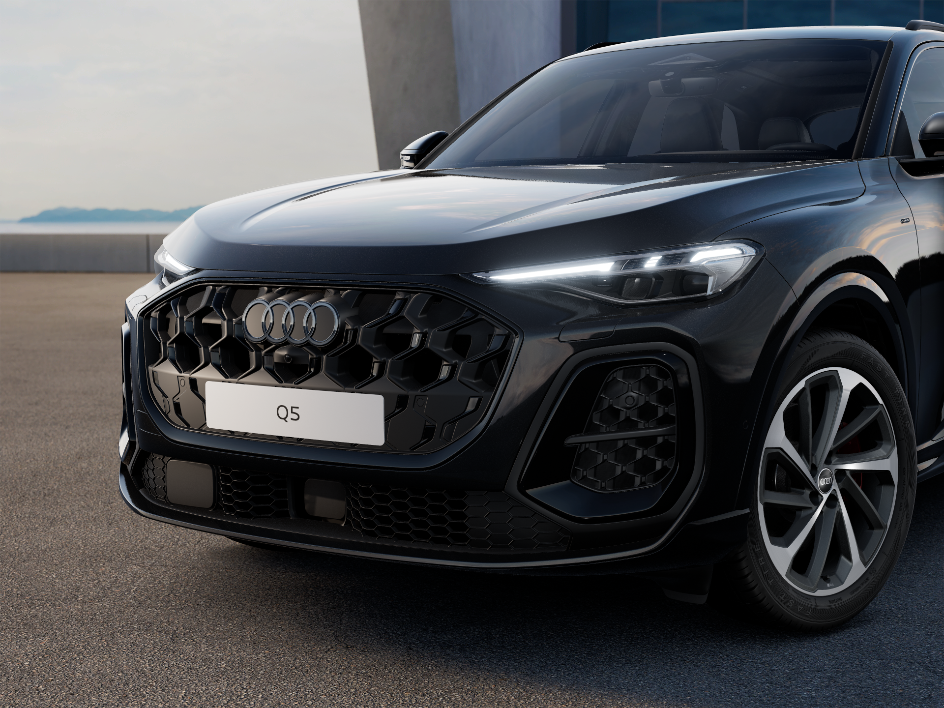 Imaginea unui Q5 50 e-hybrid quattro 220kW