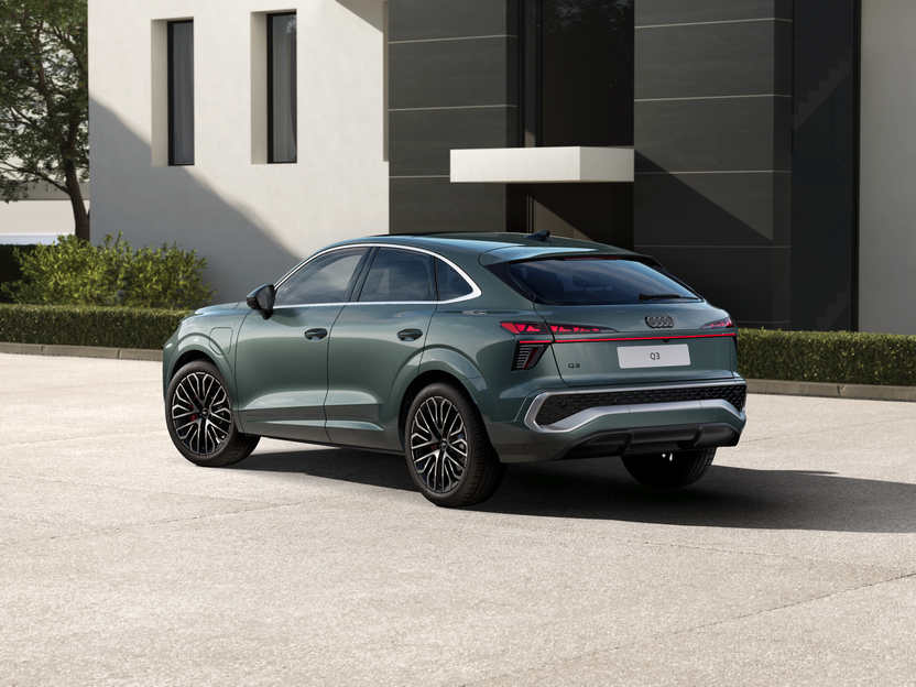 Imaginea unui Q3 Sportback e-hybrid 200kW