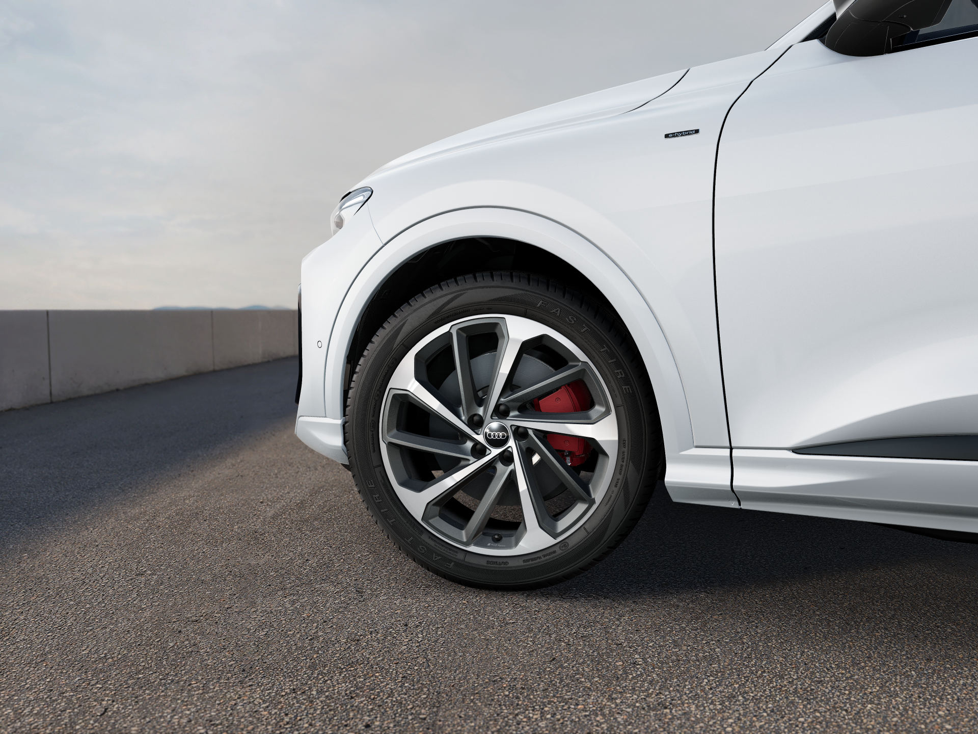 Imaginea unui Q5 Sportback 50 e-hybrid quattro 220kW