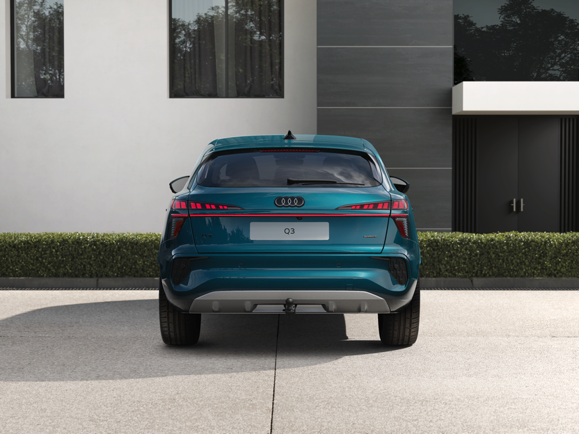 Imaginea unui Q3 Sportback 40 TFSI quattro