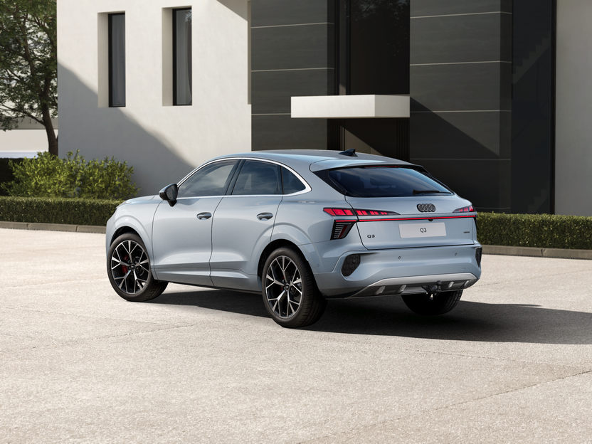 Imaginea unui Q3 Sportback 40 TFSI quattro