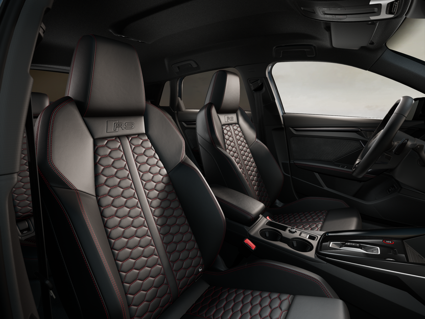 Imaginea unui RS3 Sportback PI