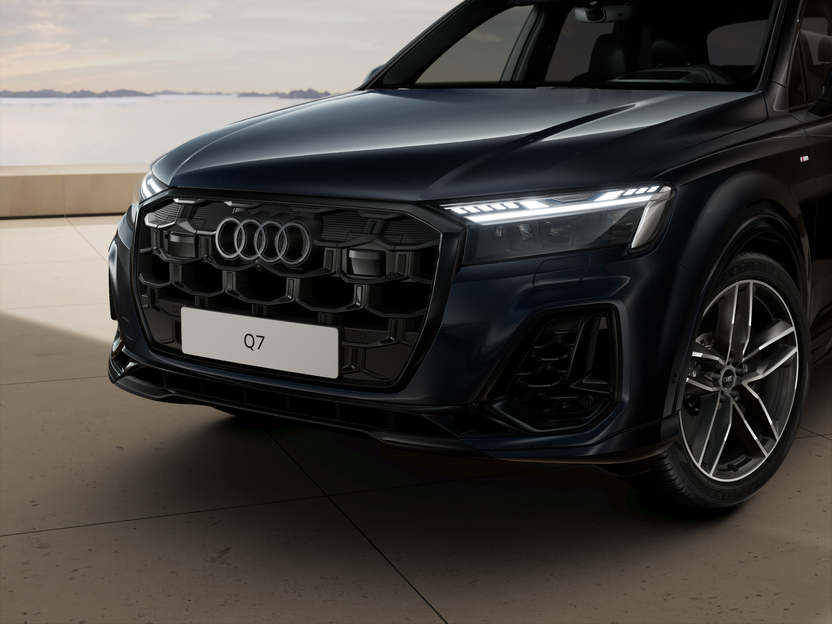 Imaginea unui Q7 S line 55 TFSI e quattro 290kW