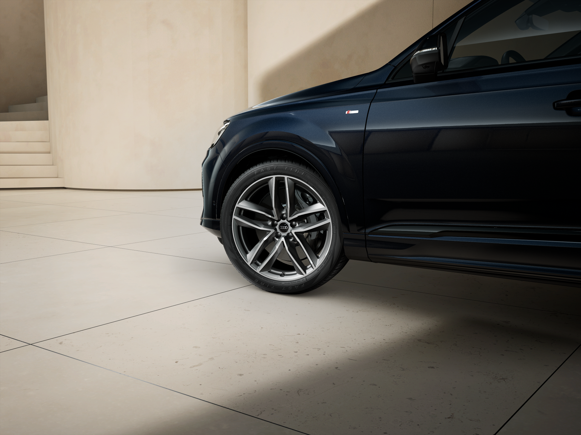 Imaginea unui Q7 S line 55 TFSI e quattro 290kW