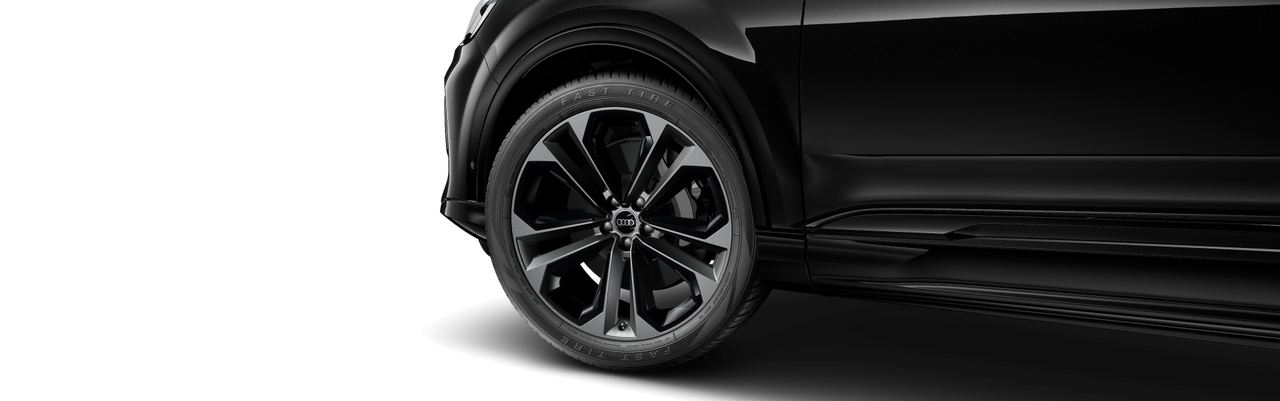 Imaginea unui Q7 PI S line 55 TFSI quattro