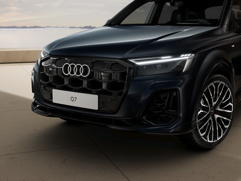 Imaginea unui Q7 S line 55 TFSI e quattro 290kW