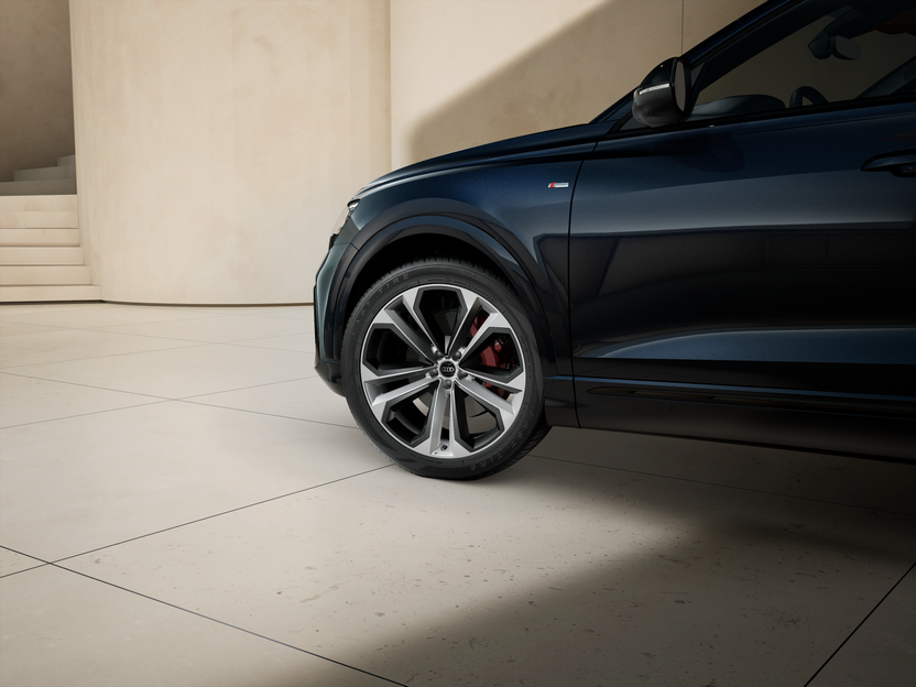 Imaginea unui Q8 PI 55 TFSI quattro