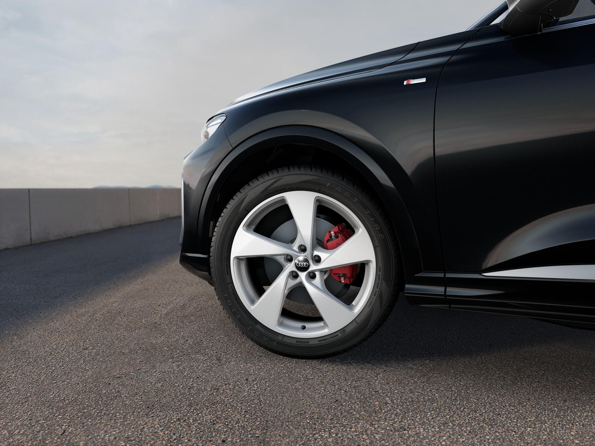 Imaginea unui Q5 40 TFSI quattro