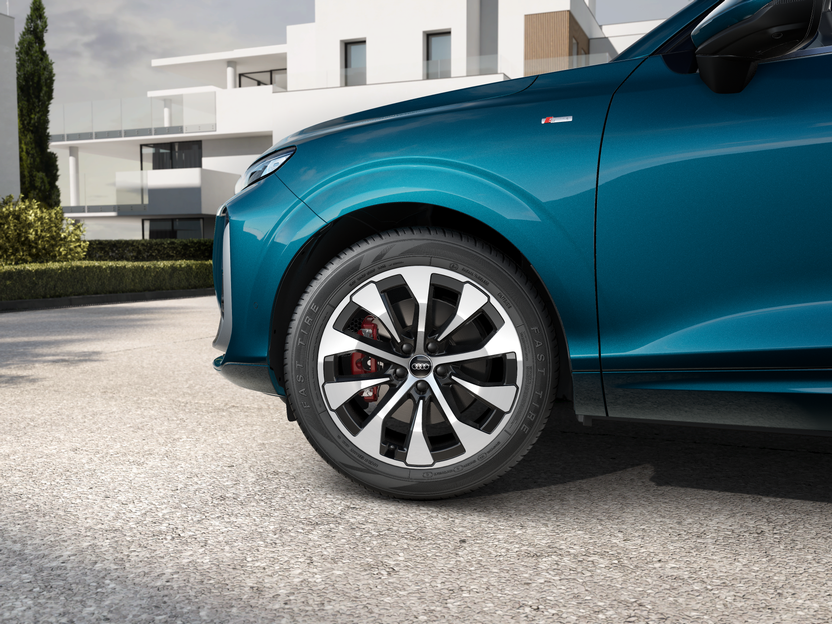 Imaginea unui Q3 40 TDI quattro